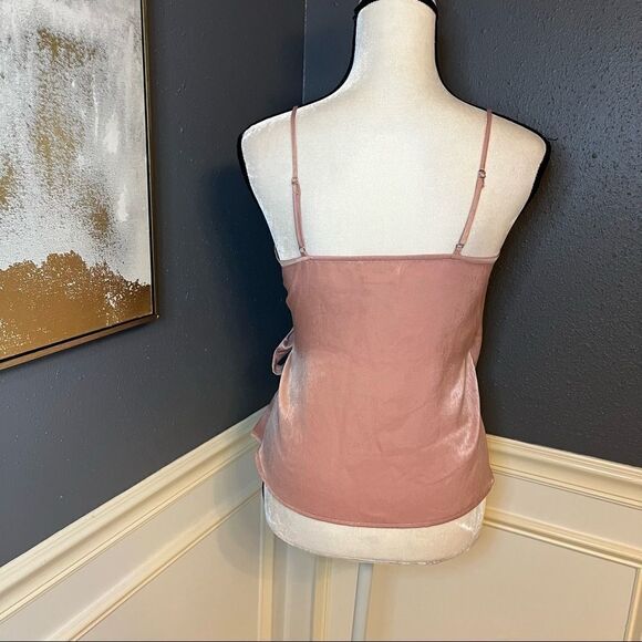 Lovers and Friends Wrap tank/crop top with side bow closure - Picture 6 of 9